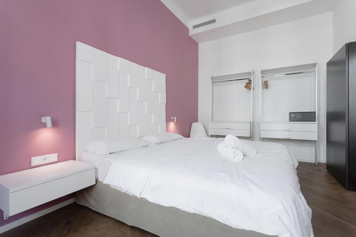 Modern Apartments Close To River 프라하 외부 사진